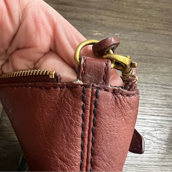 Fossil Fiona Geometric Multi Color Shapes Crossbody - Picture 16 of 17